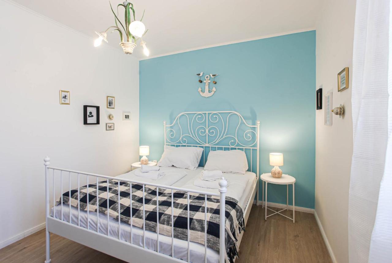 Sherlock'S Holidays Boutique Rooms Portorož Zewnętrze zdjęcie