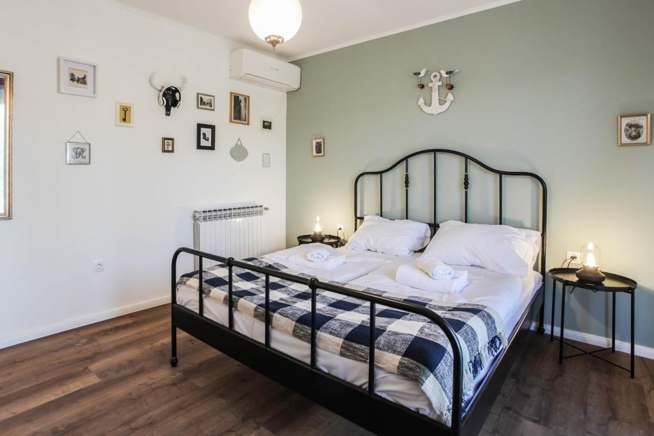 Sherlock'S Holidays Boutique Rooms Portorož Zewnętrze zdjęcie