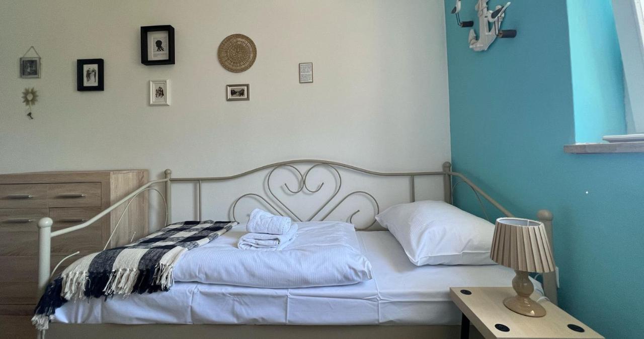 Sherlock'S Holidays Boutique Rooms Portorož Zewnętrze zdjęcie